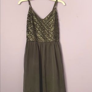 Hollister grey dress with sequins on the front <3
